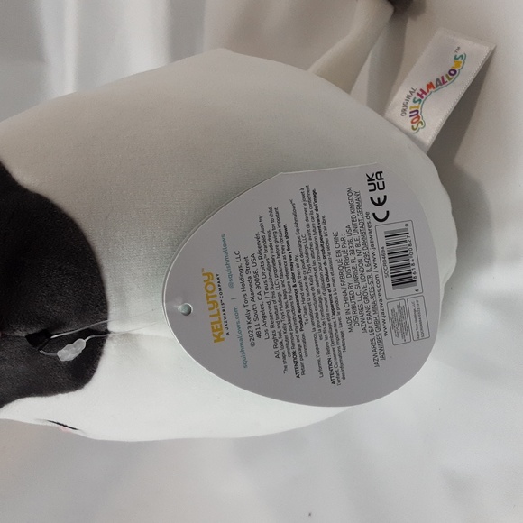 8" Squishmallows  - Clover the Cow, NWT - Picture 3 of 4